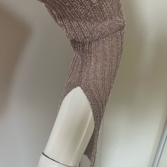 Topshop Metallic Rose Gold Top - Picture 6 of 9